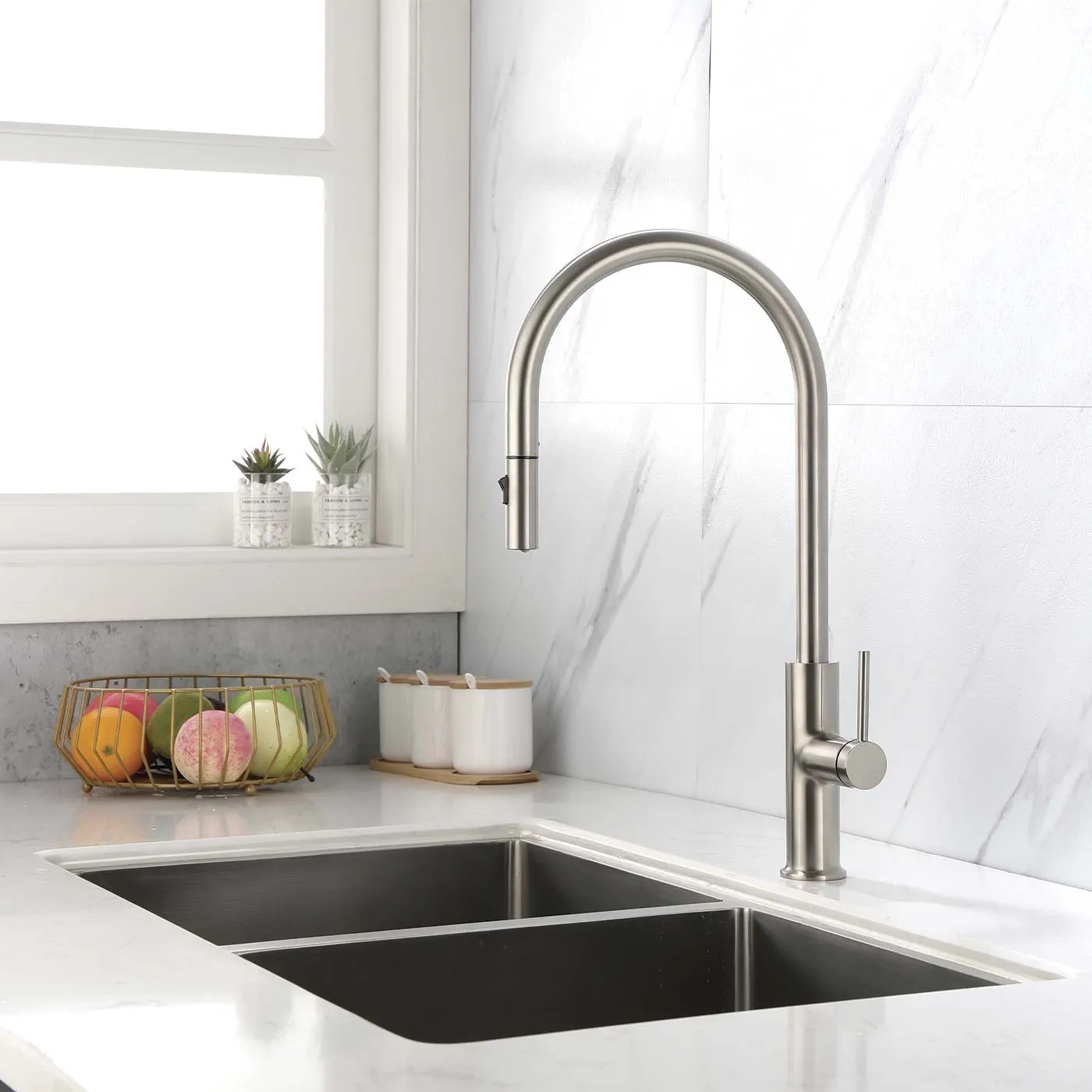 DAX Single Handle Pull Down Kitchen Faucet Matt Black Finish (DAX-8020058)