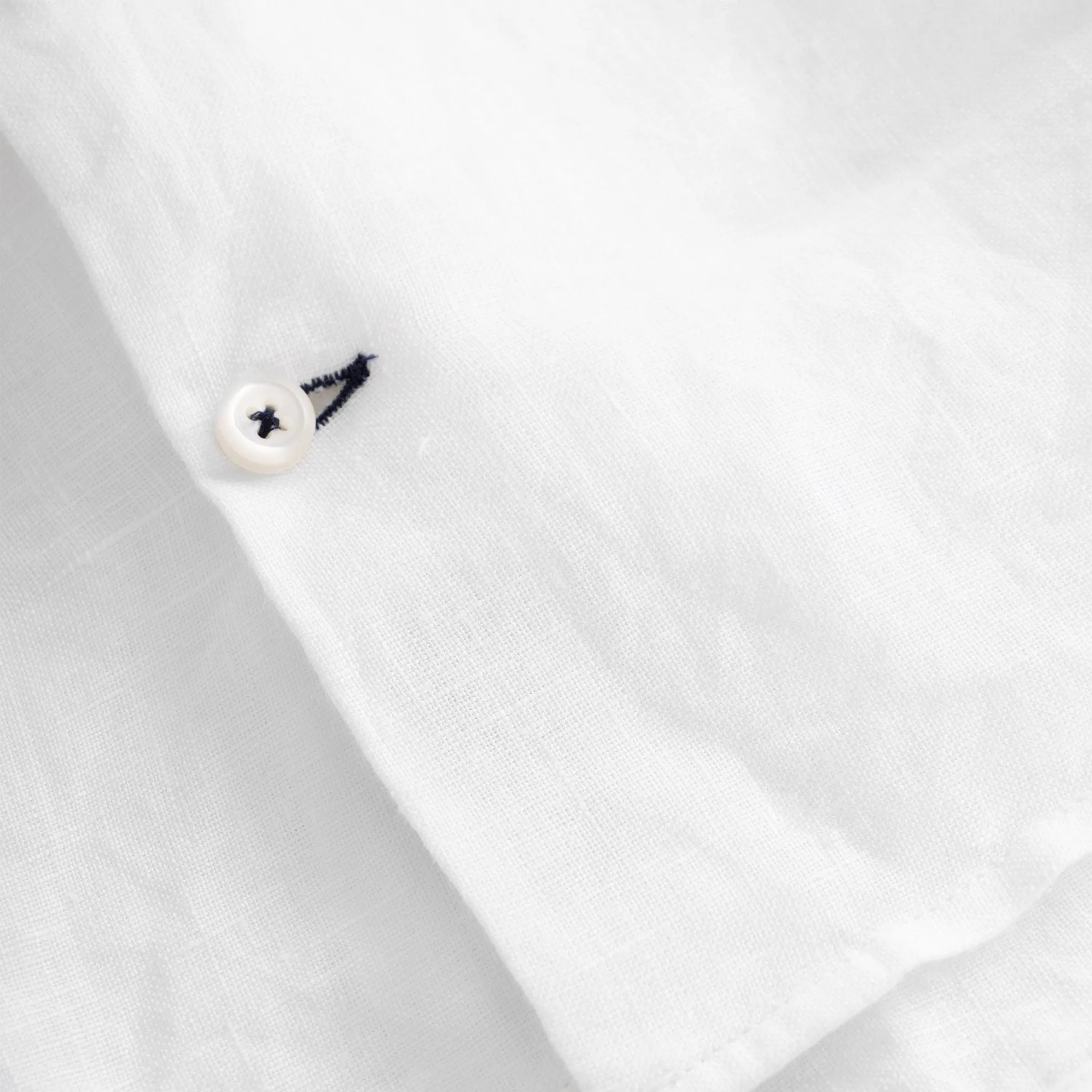 Pai Slim Fit Long Sleeve Linen Shirt / White